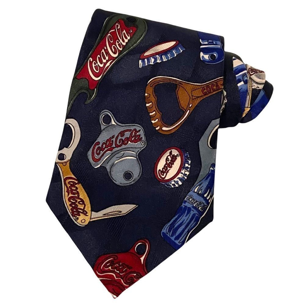 Coca Cola Necktie  - Picture 3 of 5